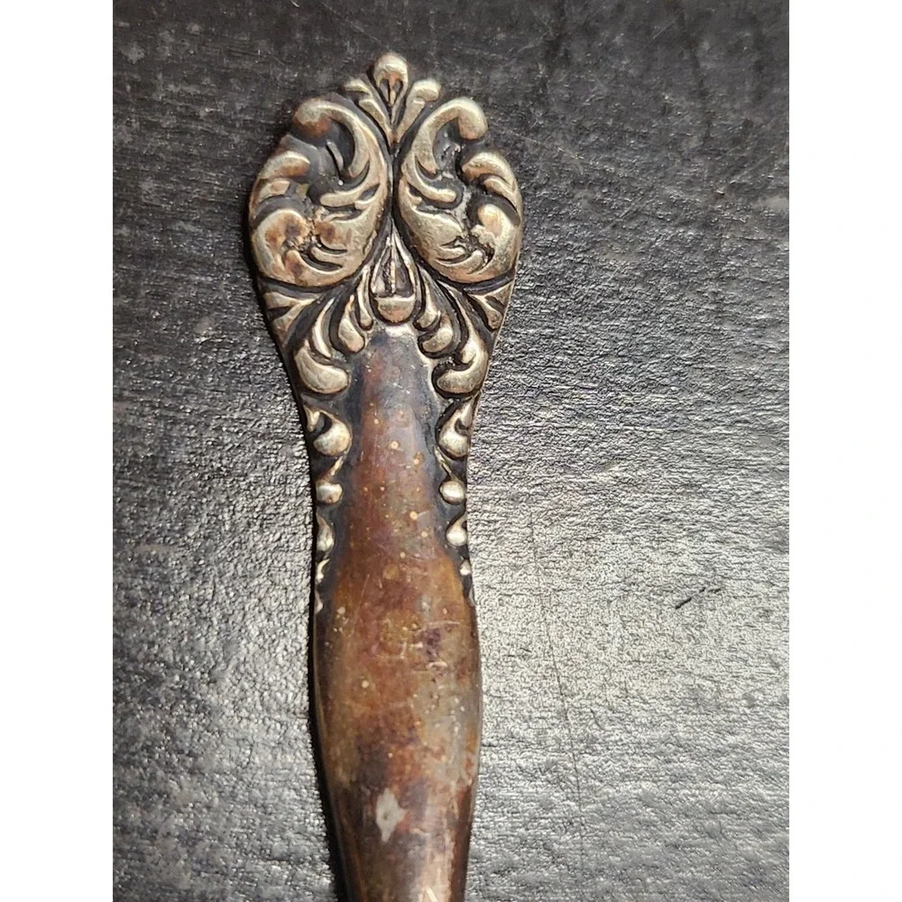 WM. A. Rogers Silverplate Demitasse Spoon Canada Souvenir Ornate Victorian 4.5in